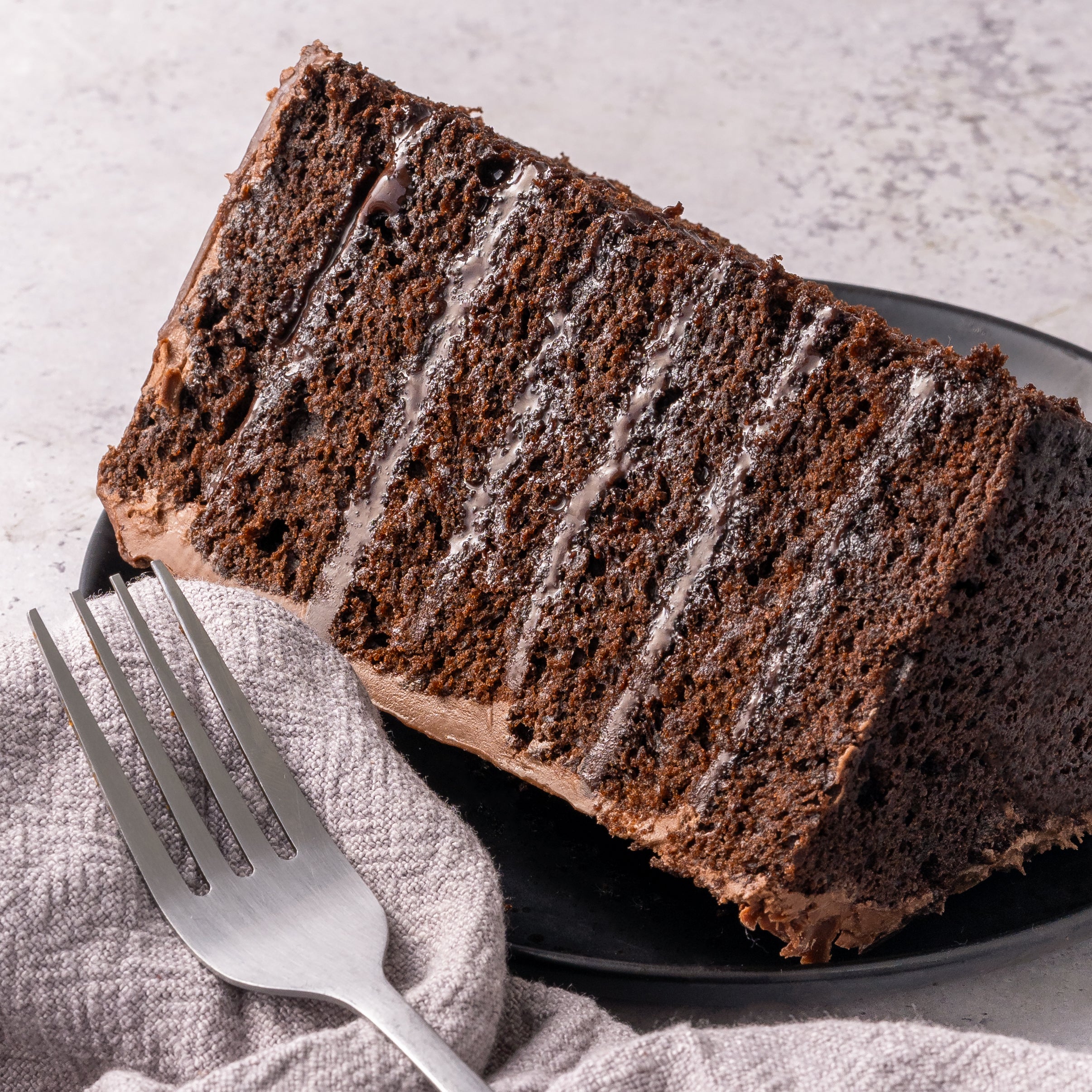 The Matilda Cake The Matilda Cake Delivery UK Lotus Cake Desserts Delivered Bakery